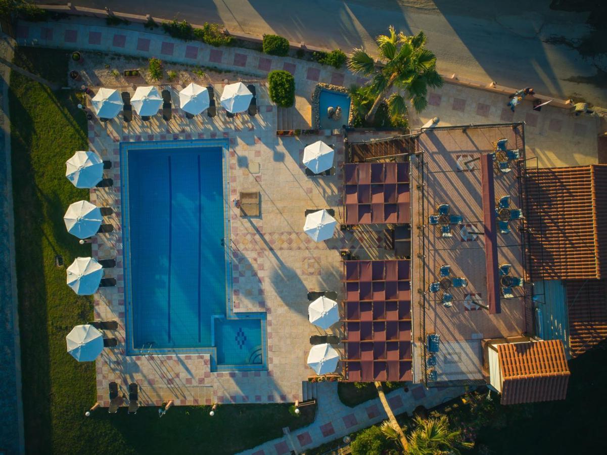 Odos Oneiron Tavronitis Bay Hotel Buitenkant foto